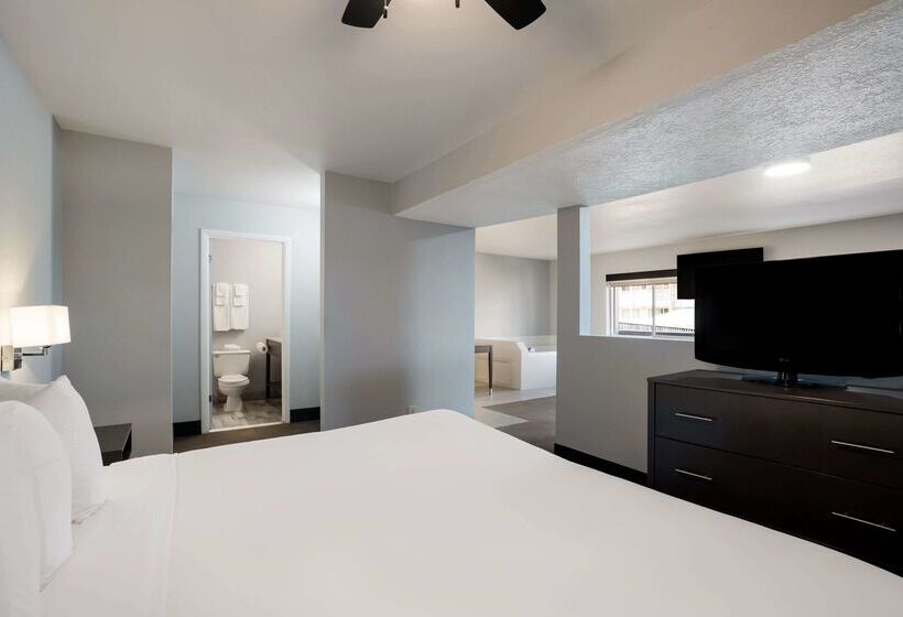 Richland Riverfront Hotel, Ascend Hotel Collection