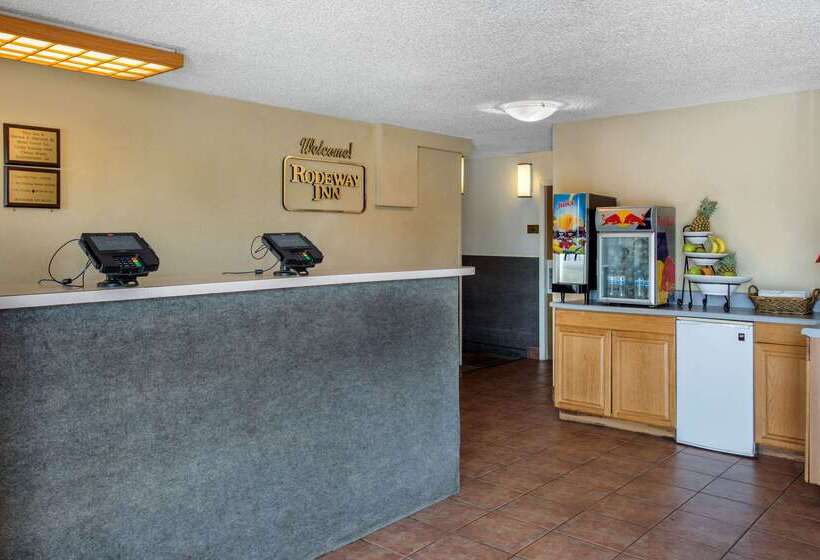 فندق Rodeway Inn