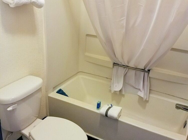 فندق Rodeway Inn Near Ft Huachuca