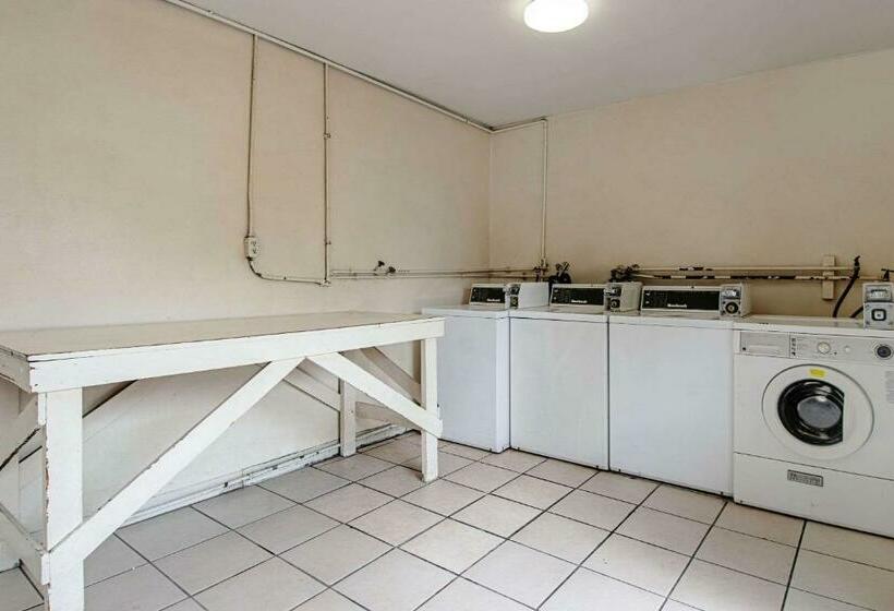 فندق The Berry Inn