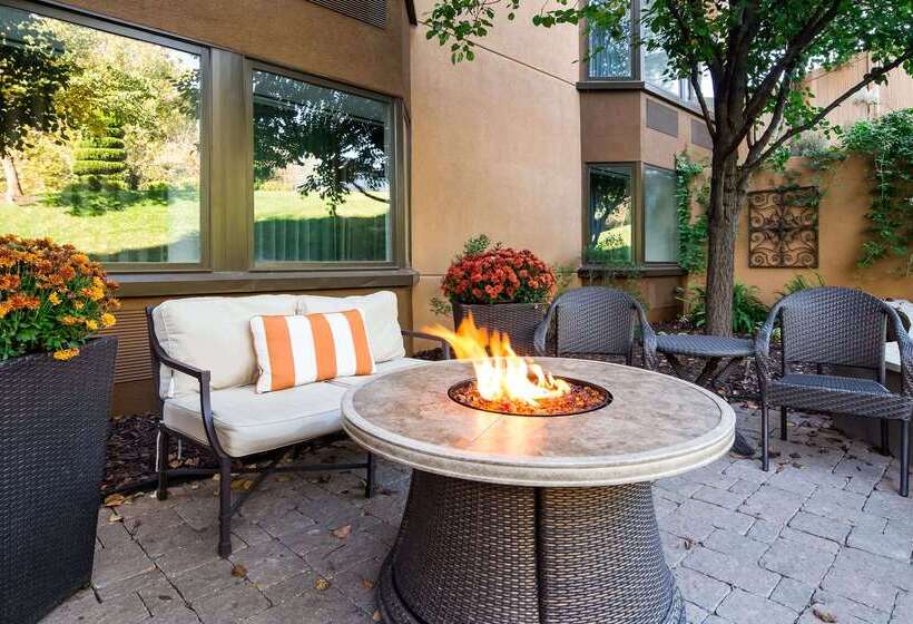 Seville Plaza Hotel, Trademark Collection By Wyndham