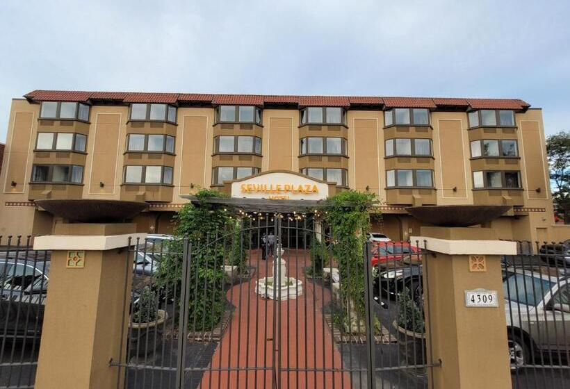 Seville Plaza Hotel, Trademark Collection By Wyndham