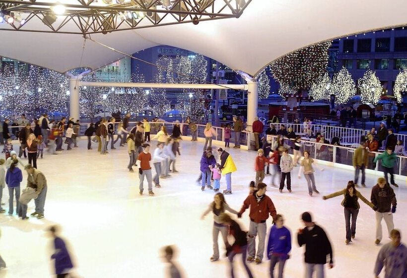 Seville Plaza Hotel, Trademark Collection By Wyndham