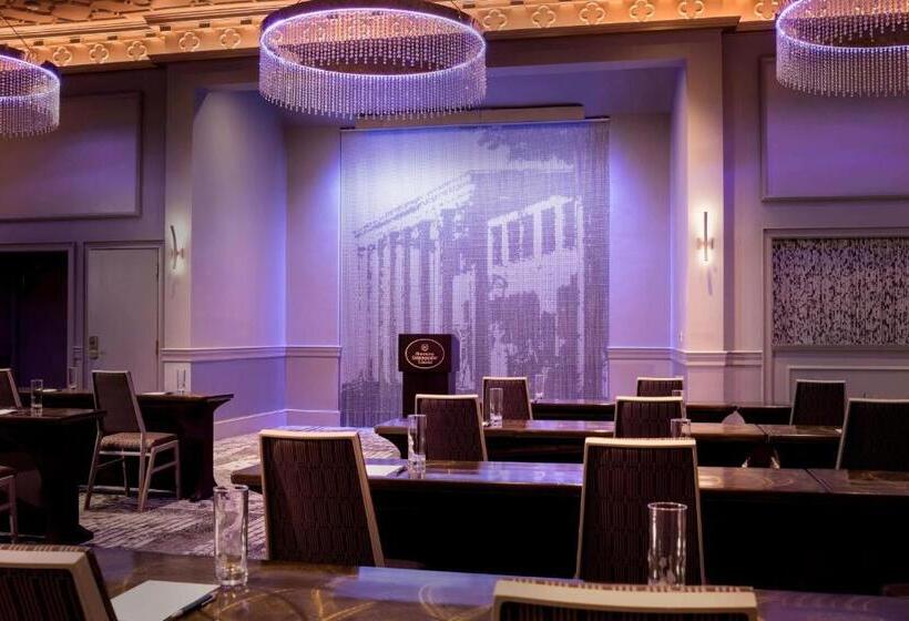 Отель Sheraton Commander