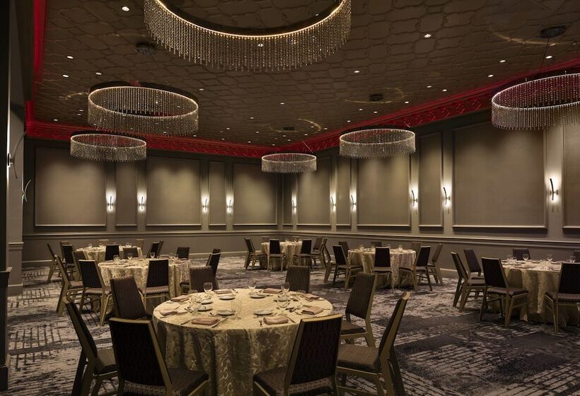 هتل Sheraton Commander
