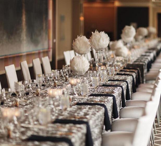 בית מלון כפרי Sheraton Grand Seattle