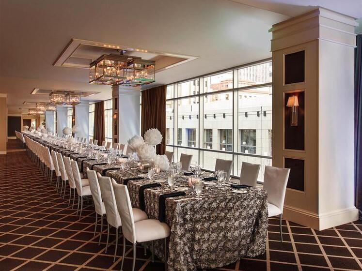 בית מלון כפרי Sheraton Grand Seattle