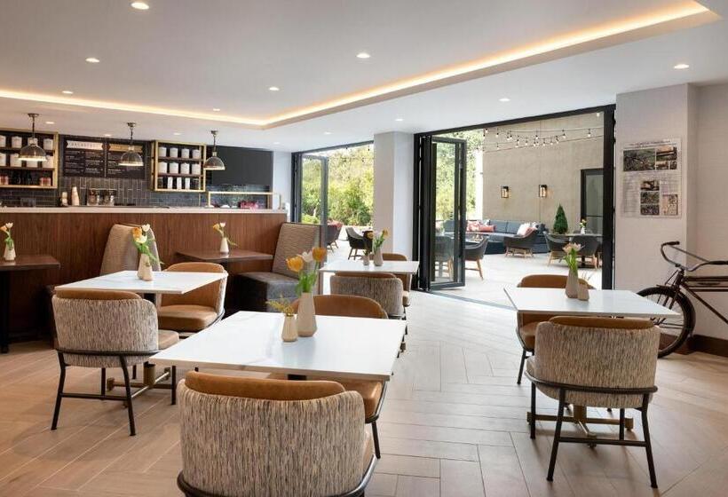 ホテル Sheraton Madison