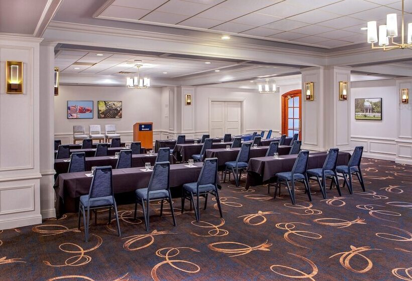 هتل Sheraton Music City Nashville Airport