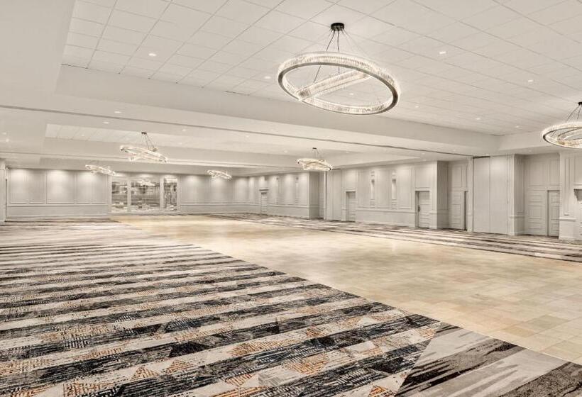 هتل Sheraton Nashua