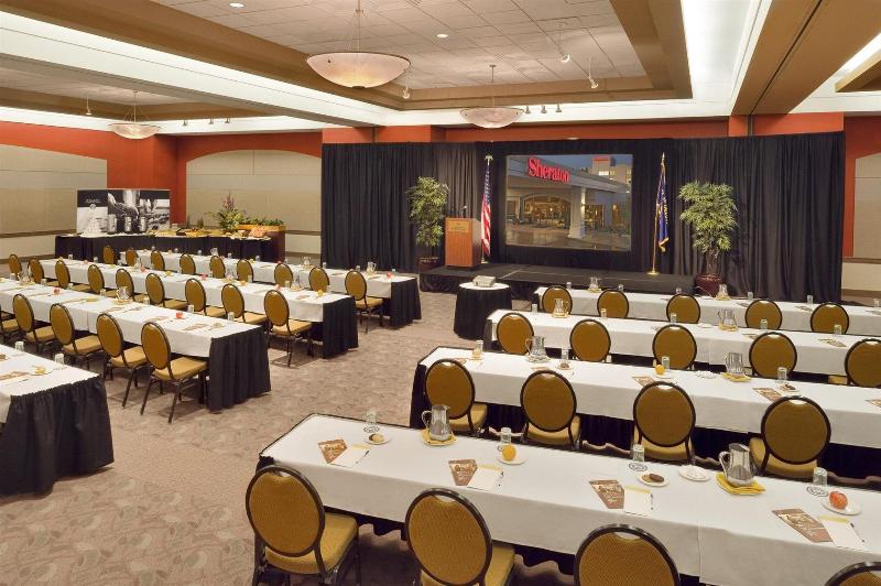 酒店 Sheraton Portland Airport