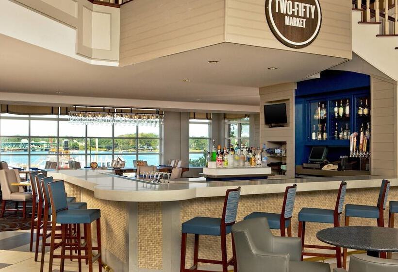 בית מלון כפרי Sheraton Portsmouth Harborside