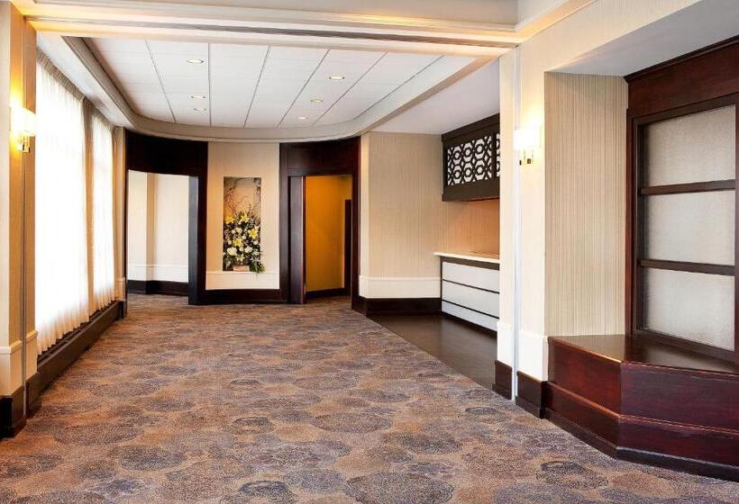 فندق Sheraton Portsmouth Harborside