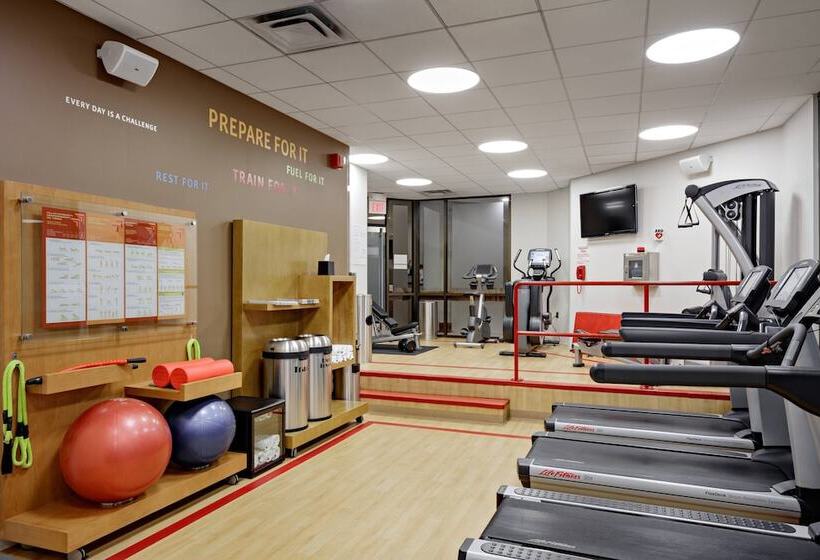 ホテル Sheraton Syracuse University  & Conference Center