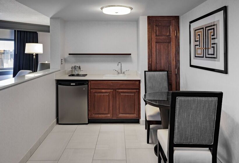 ホテル Sheraton Syracuse University  & Conference Center