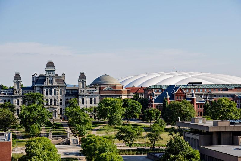 ホテル Sheraton Syracuse University  & Conference Center
