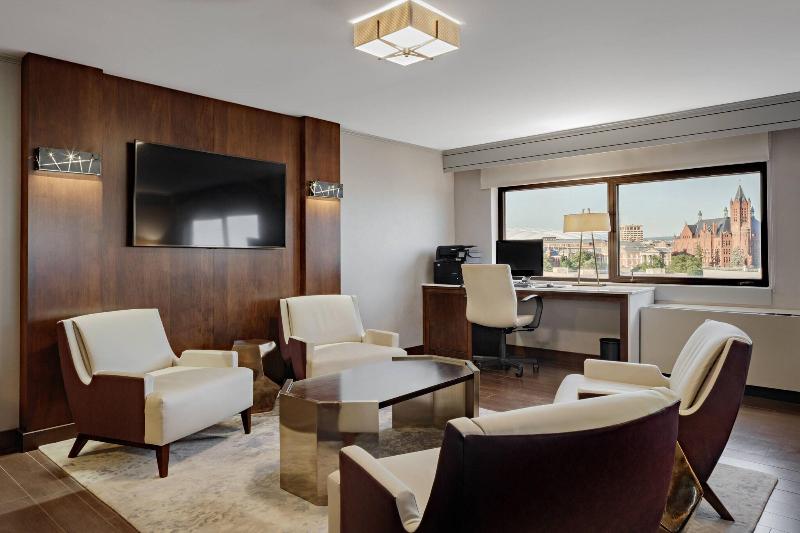 ホテル Sheraton Syracuse University  & Conference Center