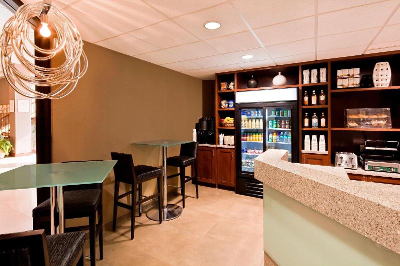 ホテル Sheraton Syracuse University  & Conference Center