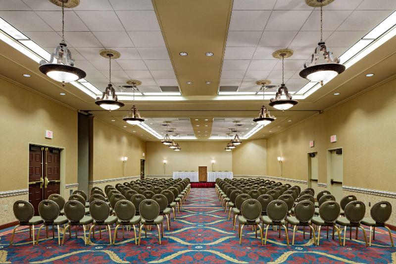 ホテル Sheraton Syracuse University  & Conference Center