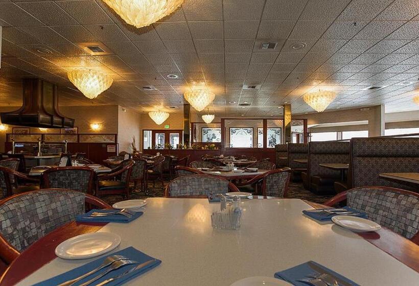 בית מלון כפרי Sojourn Suites Portland Airport