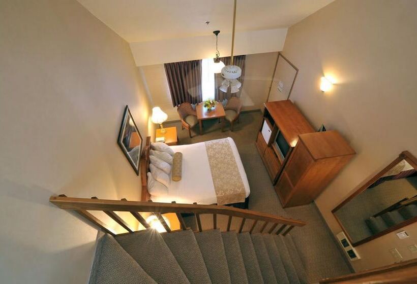 هتل Promenade Inn & Suites Oceanfront