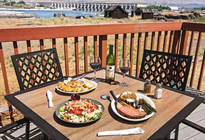 Columbia River Hotel, Ascend Hotel Collection