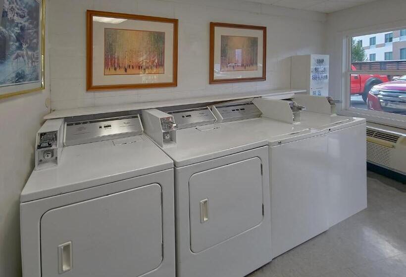 בית מלון כפרי Sidney James Mountain Lodge