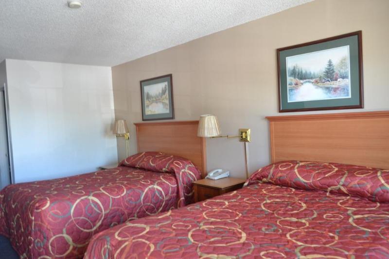 Отель Skyway Inn Seatac