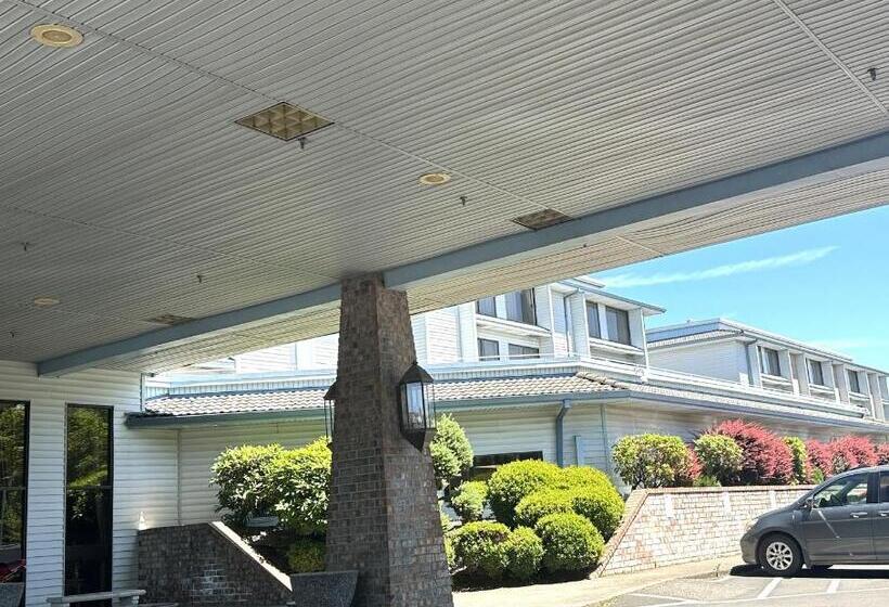 בית מלון כפרי Sojourn Suites Portland Airport