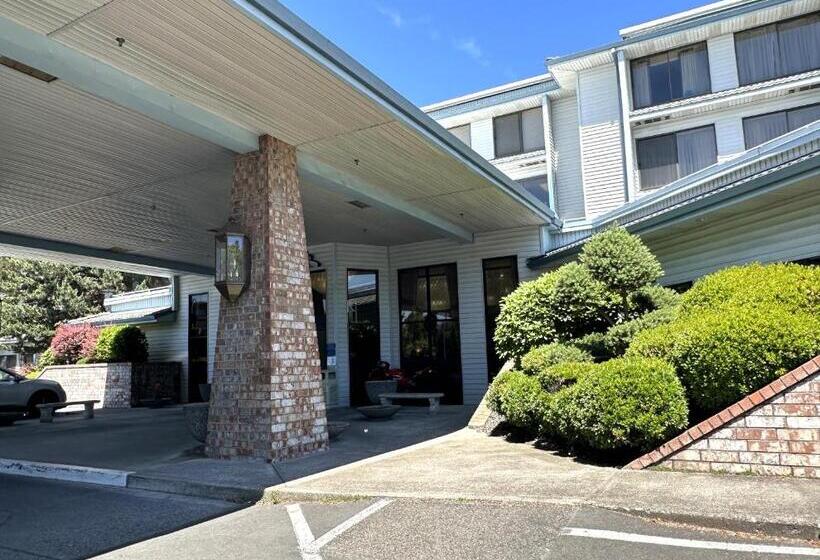 בית מלון כפרי Sojourn Suites Portland Airport