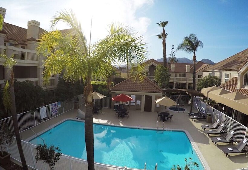 فندق Sonesta Es Suites Chatsworth