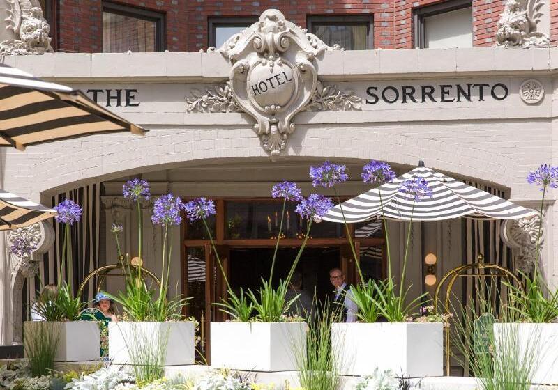 호텔 Sorrento