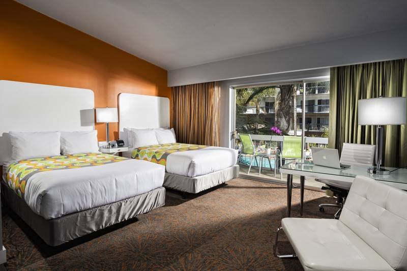 هتل Sportsmens Lodge