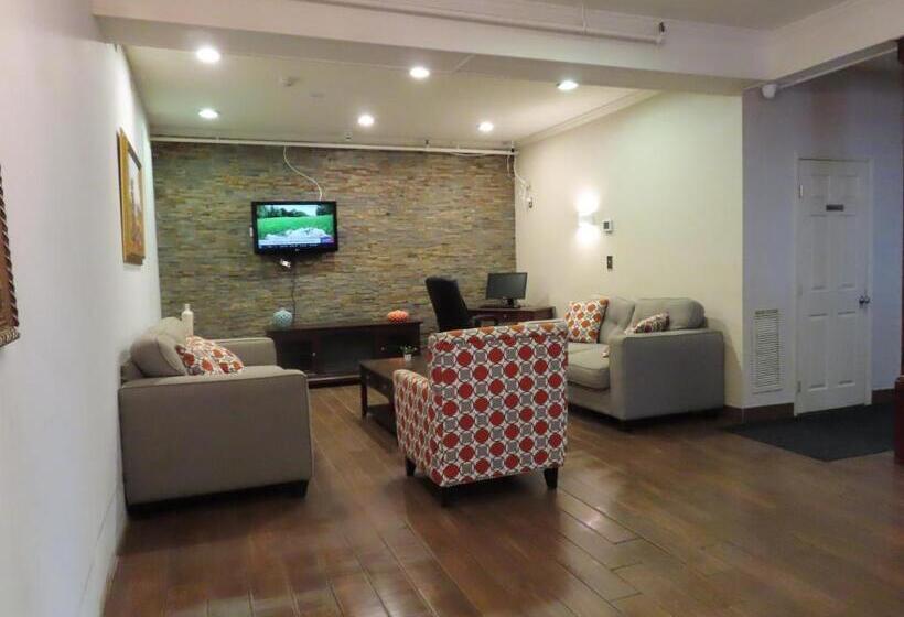 St Charles Hotel Downtown Hudson