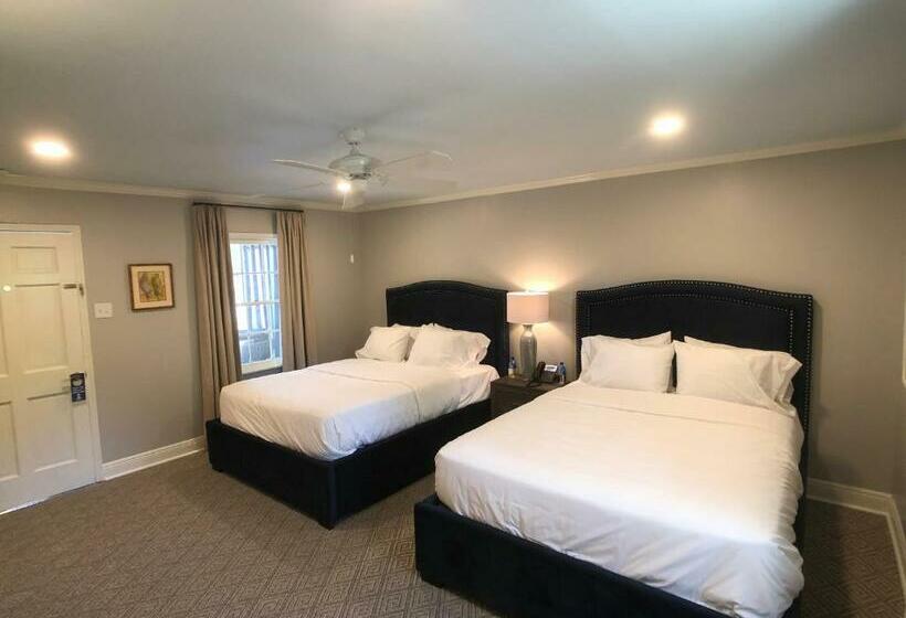 בית מלון כפרי St. Francisville Inn