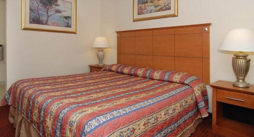 فندق Starlight Inn