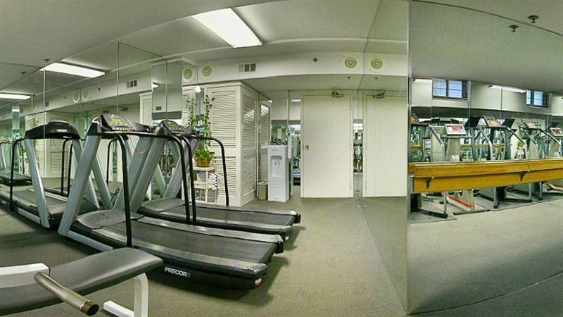 Отель State Plaza