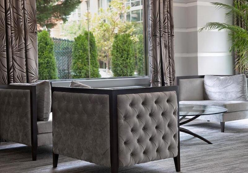 Отель State Plaza