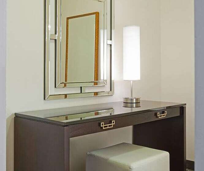 Отель State Plaza