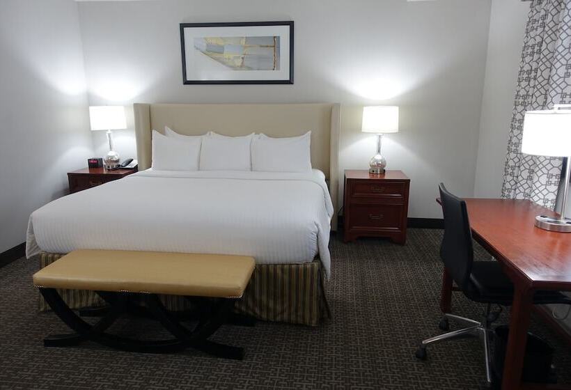 Отель State Plaza