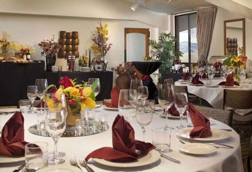 酒店 Stonebridge Inn