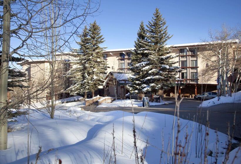 酒店 Stonebridge Inn