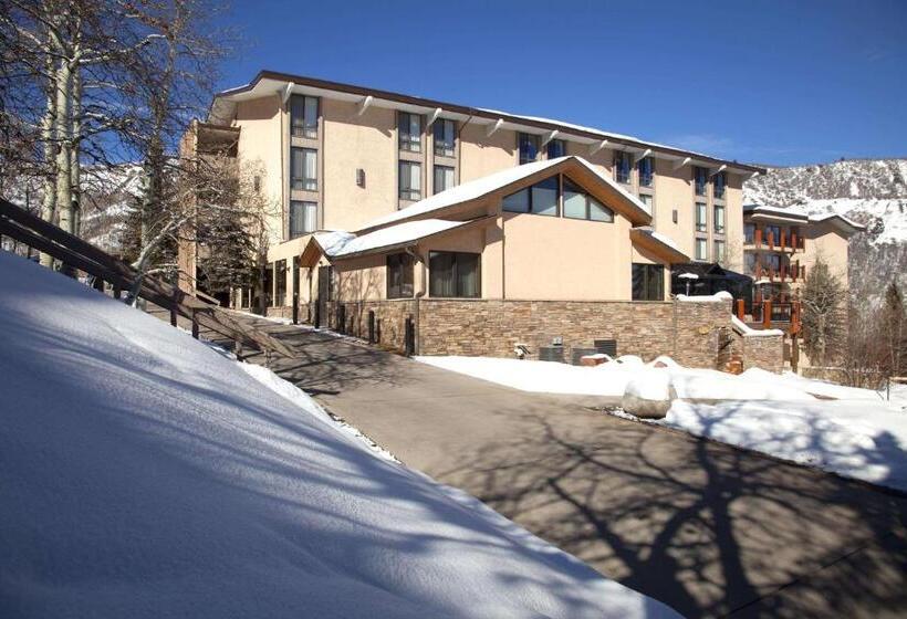 酒店 Stonebridge Inn