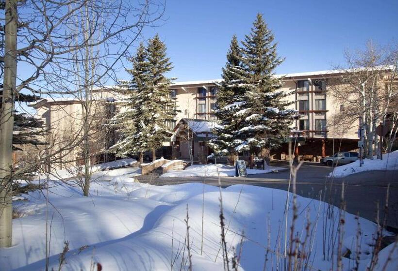 酒店 Stonebridge Inn