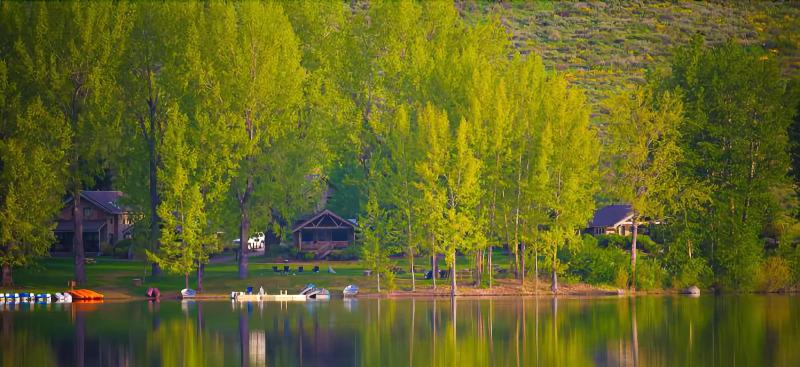 Отель Sun Mountain Lodge