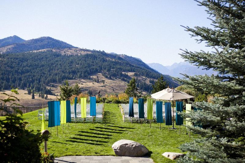 Отель Sun Mountain Lodge