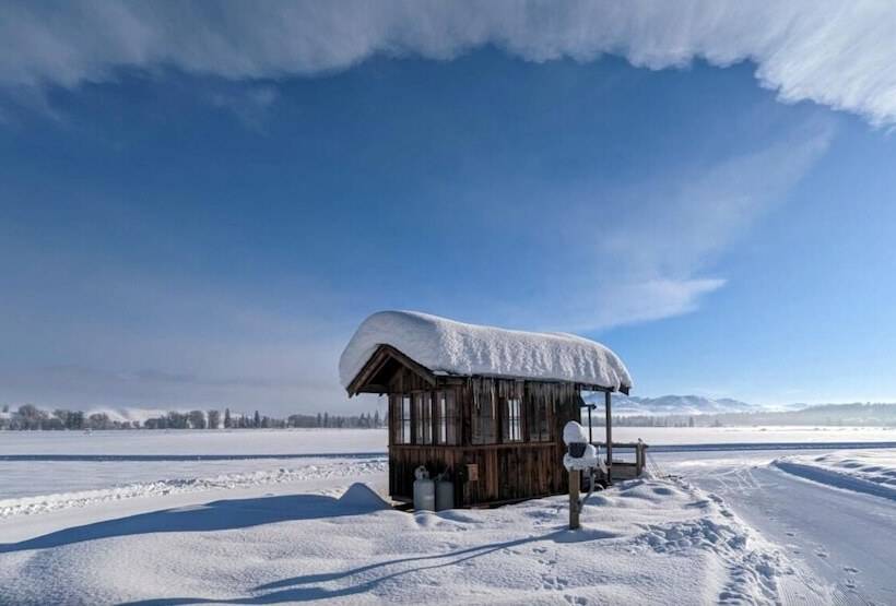 Отель Sun Mountain Lodge