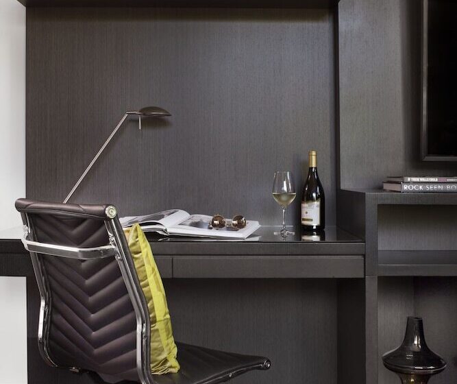 酒店 Sunset Marquis