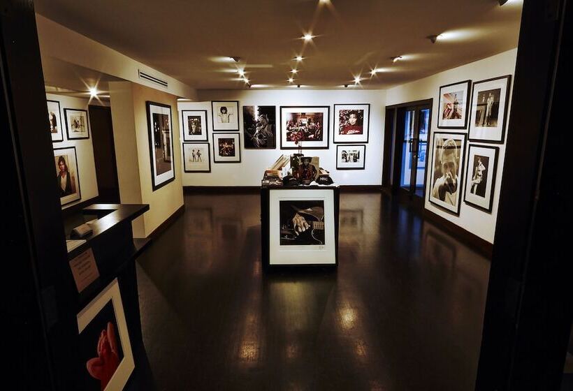 酒店 Sunset Marquis