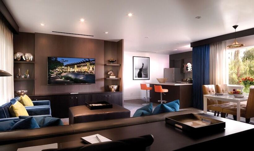 هتل Sunset Marquis